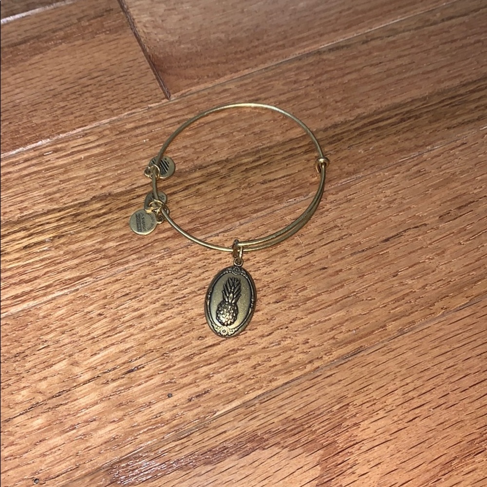 Alex and Ani Pineapple Bracelet- barely worn